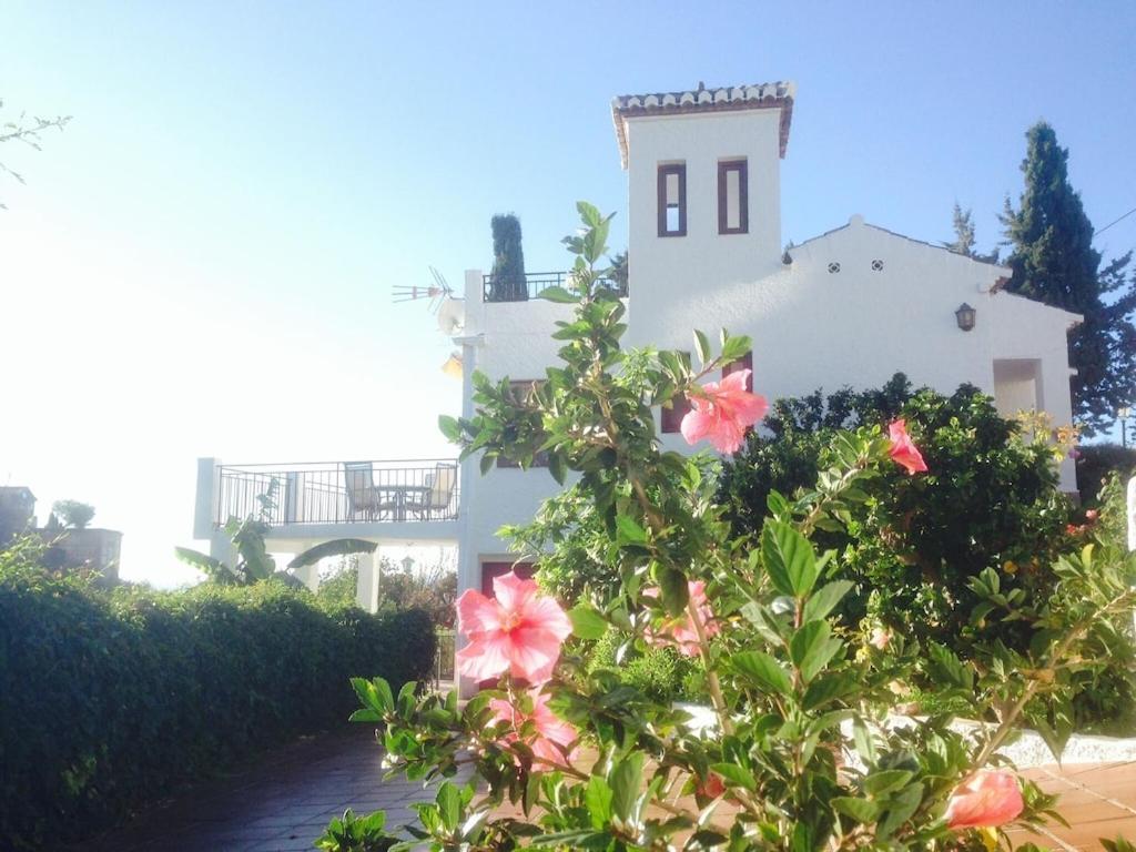 La Torrecica, Con Caracter Andaluz Y Magnificas Vistas Al Mar Y Sierra Nevada Villa Salobrena Luaran gambar