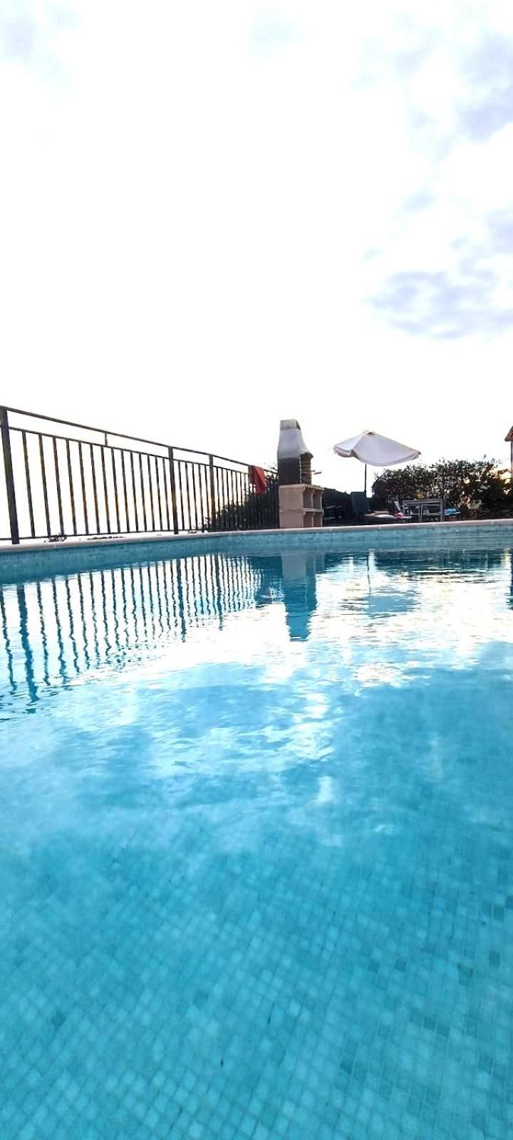 La Torrecica, Con Caracter Andaluz Y Magnificas Vistas Al Mar Y Sierra Nevada Villa Salobrena Luaran gambar