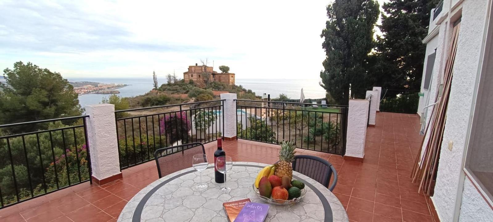 La Torrecica, Con Caracter Andaluz Y Magnificas Vistas Al Mar Y Sierra Nevada Villa Salobrena Luaran gambar